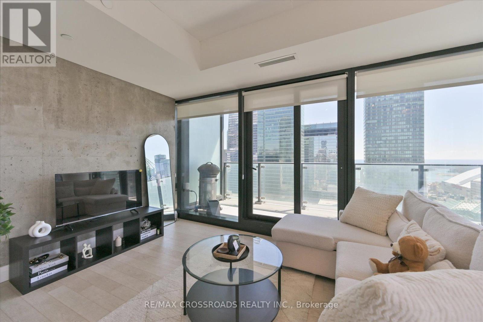 3006 - 224 King Street W, Toronto, Ontario  M5H 0A6 - Photo 14 - C12393146