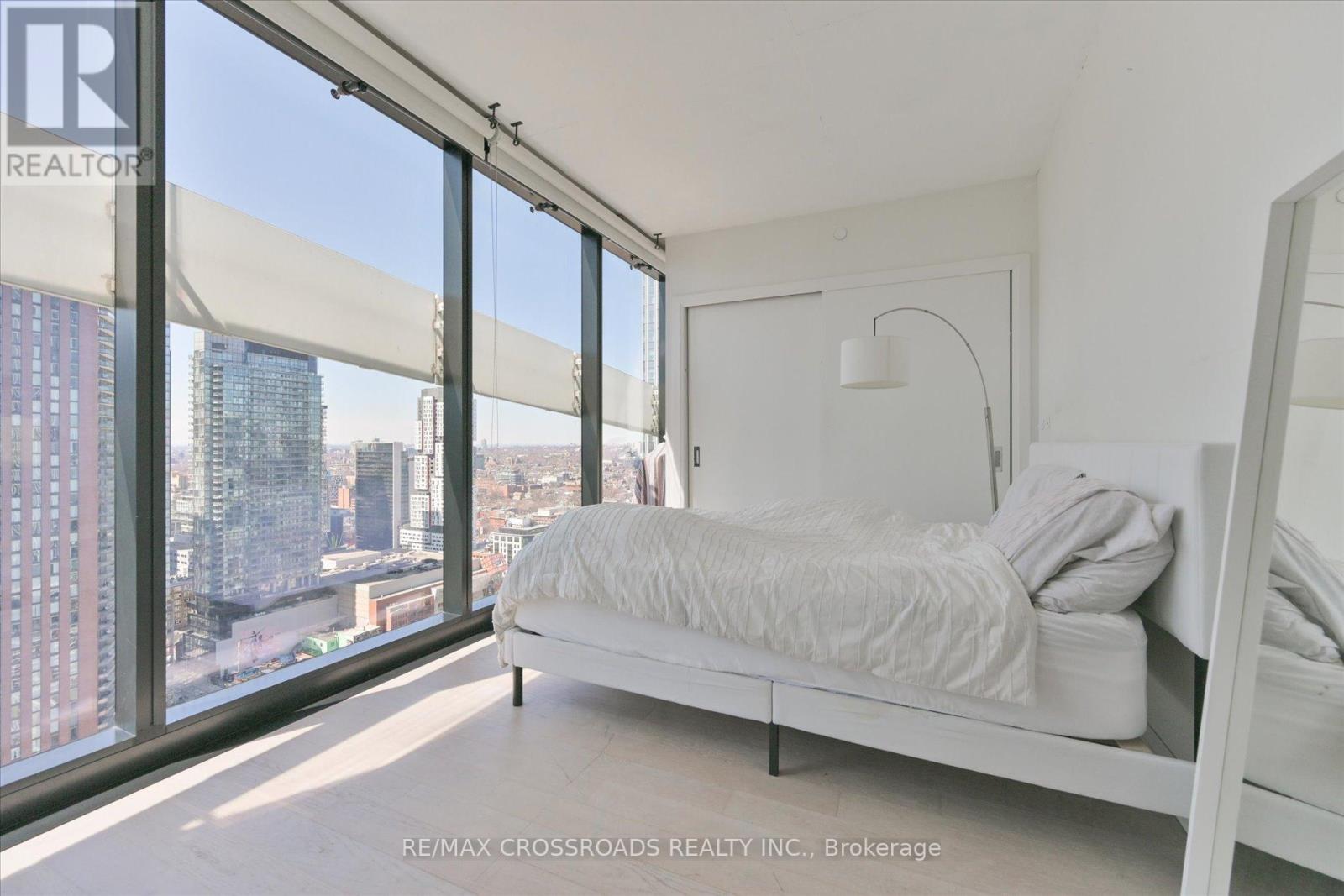 3006 - 224 King Street W, Toronto, Ontario  M5H 0A6 - Photo 16 - C12393146