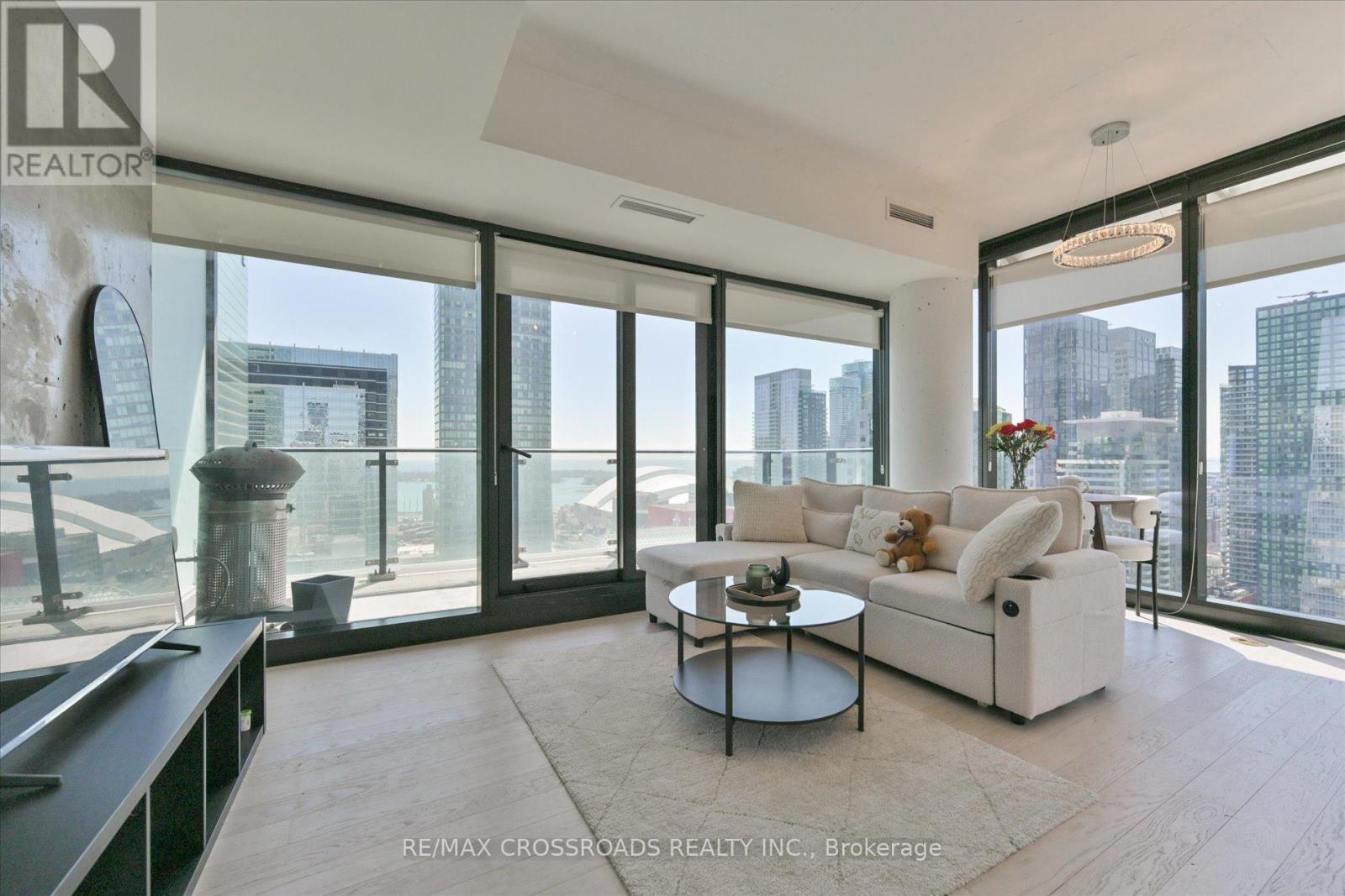 3006 - 224 King Street W, Toronto, Ontario  M5H 0A6 - Photo 8 - C12393146