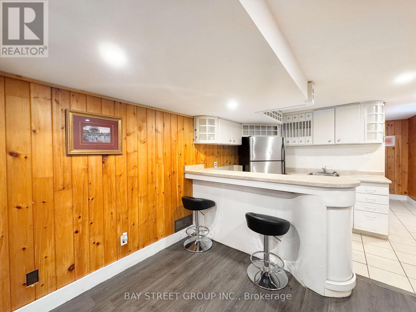 Basement - 8 Middle Street, Georgina, Ontario  L0E 1R0 - Photo 11 - N12393149
