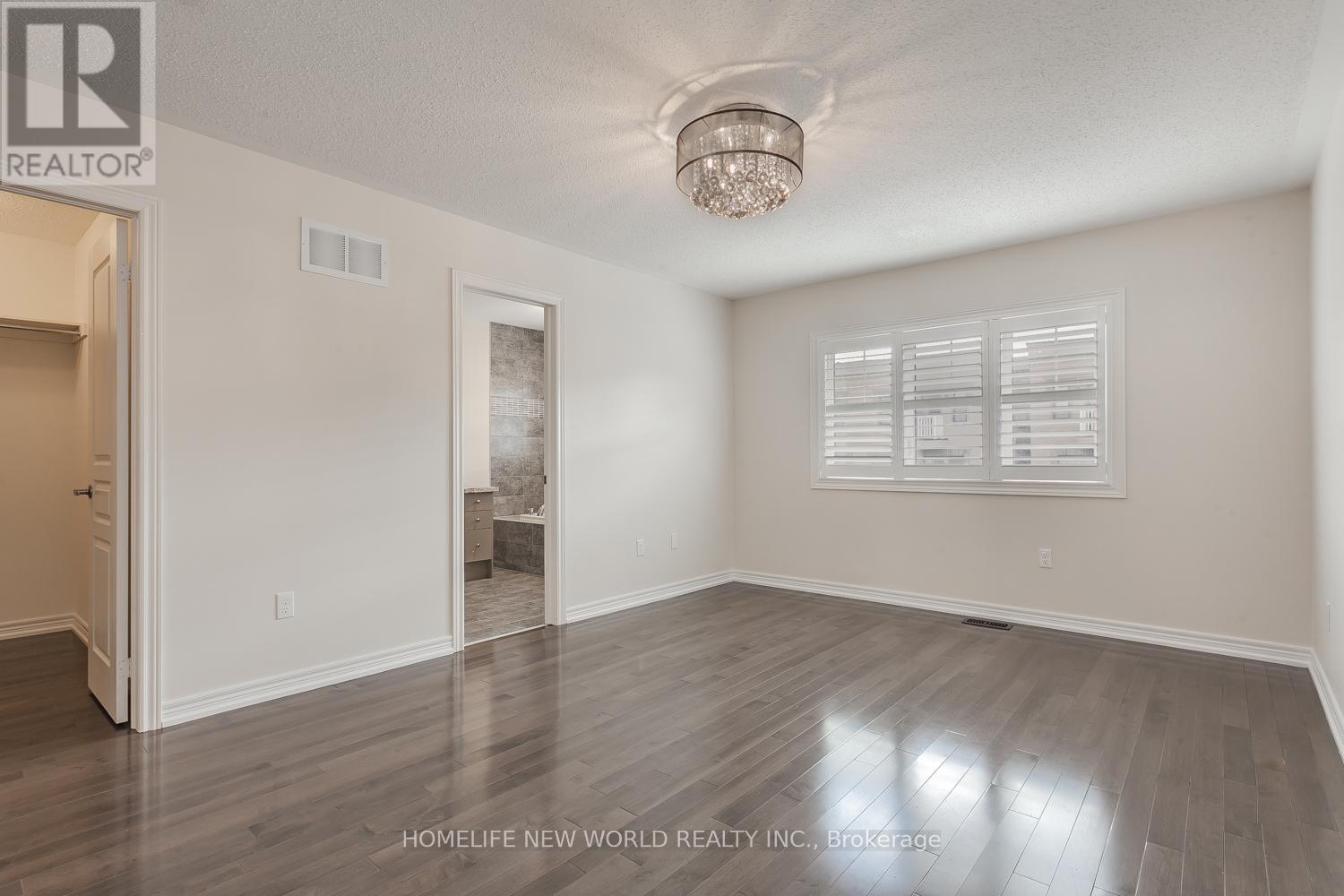 39 Cherna Avenue S, Markham, Ontario  L6C 0X5 - Photo 15 - N12393162