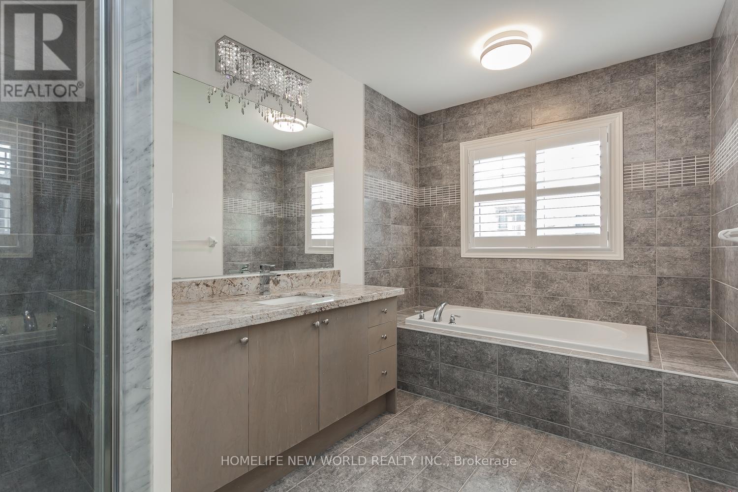 39 Cherna Avenue S, Markham, Ontario  L6C 0X5 - Photo 17 - N12393162