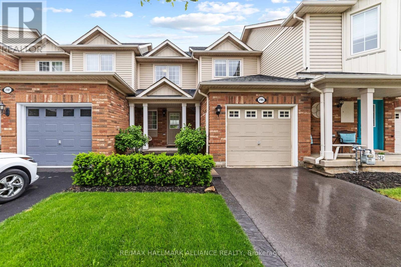 2185 Baronwood Drive, Oakville (Wm Westmount), Ontario  L6M 4S4 - Photo 1 - W12393156