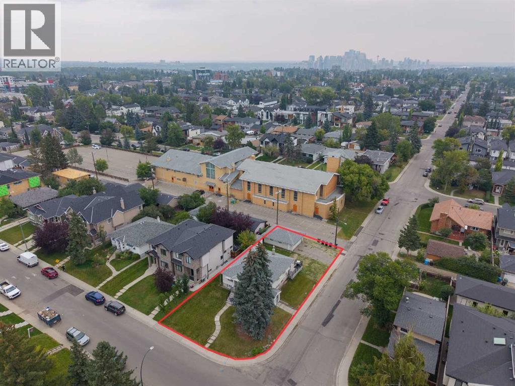 2240 35 Street Sw, Calgary, Alberta  T3E 2X8 - Photo 2 - A2254308