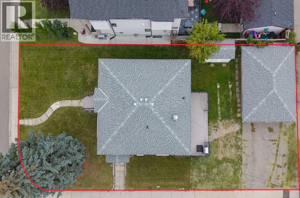 2240 35 Street Sw, Calgary, Alberta  T3E 2X8 - Photo 1 - A2254308