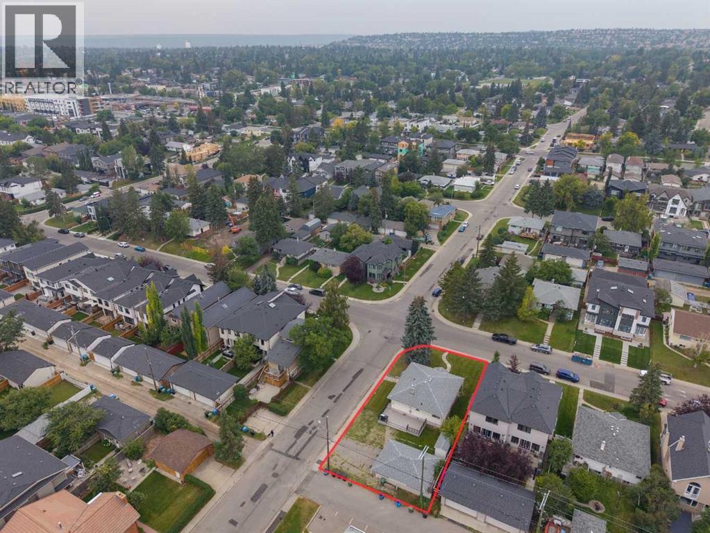 2240 35 Street Sw, Calgary, Alberta  T3E 2X8 - Photo 5 - A2254308