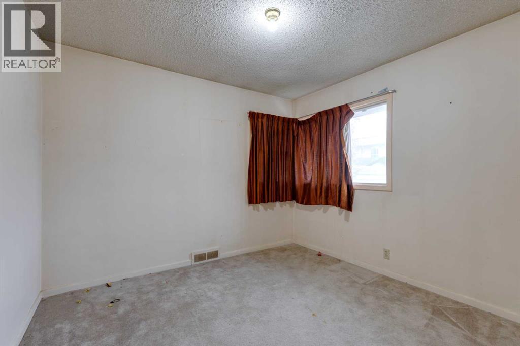 2240 35 Street Sw, Calgary, Alberta  T3E 2X8 - Photo 15 - A2254308