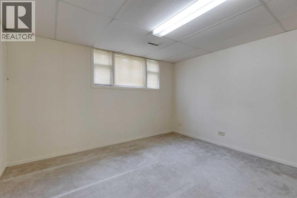 2240 35 Street Sw, Calgary, Alberta  T3E 2X8 - Photo 27 - A2254308