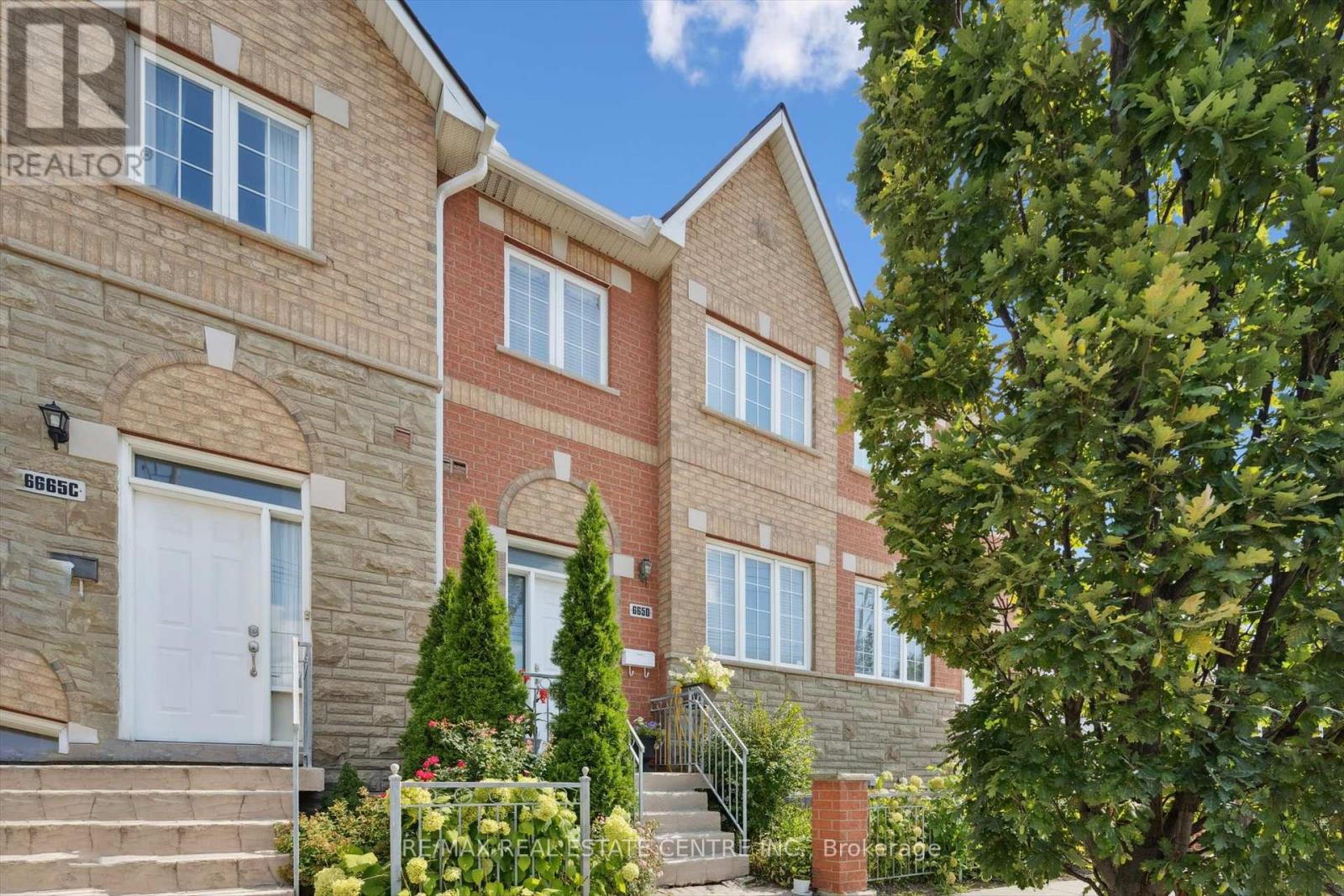 Property at 665D SCARLETT ROAD image 2