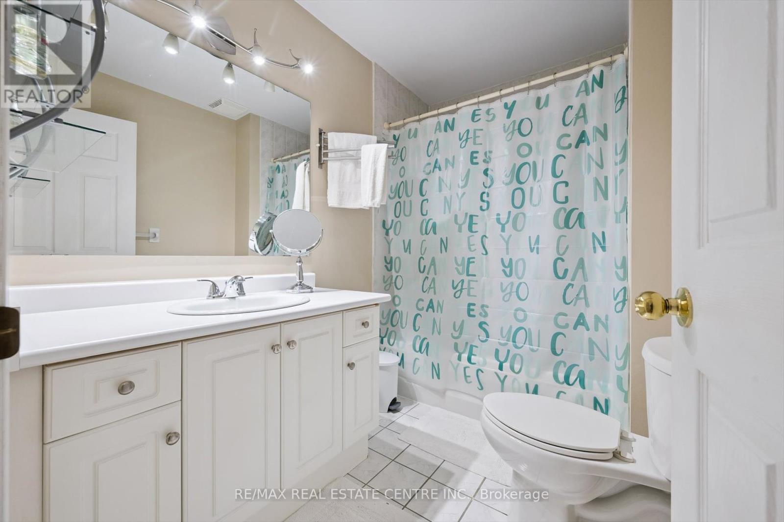 665d Scarlett Road, Toronto, Ontario  M9P 2T2 - Photo 27 - W12393164