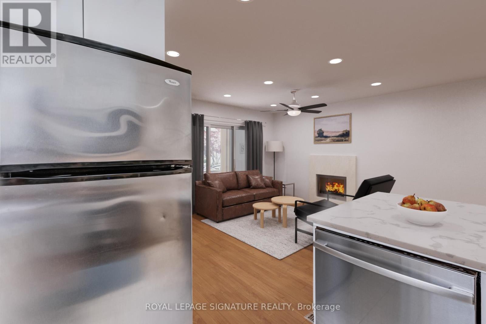 33 Ash Crescent, Toronto (Long Branch), Ontario  M8W 1E4 - Photo 35 - W12388566