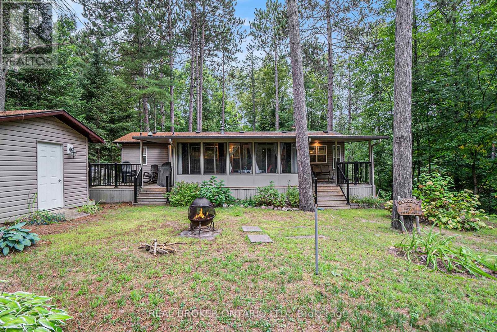 H10 - 240 Pinewood Park Road, Whitewater Region, Ontario  K0J 1Y0 - Photo 2 - X12393176