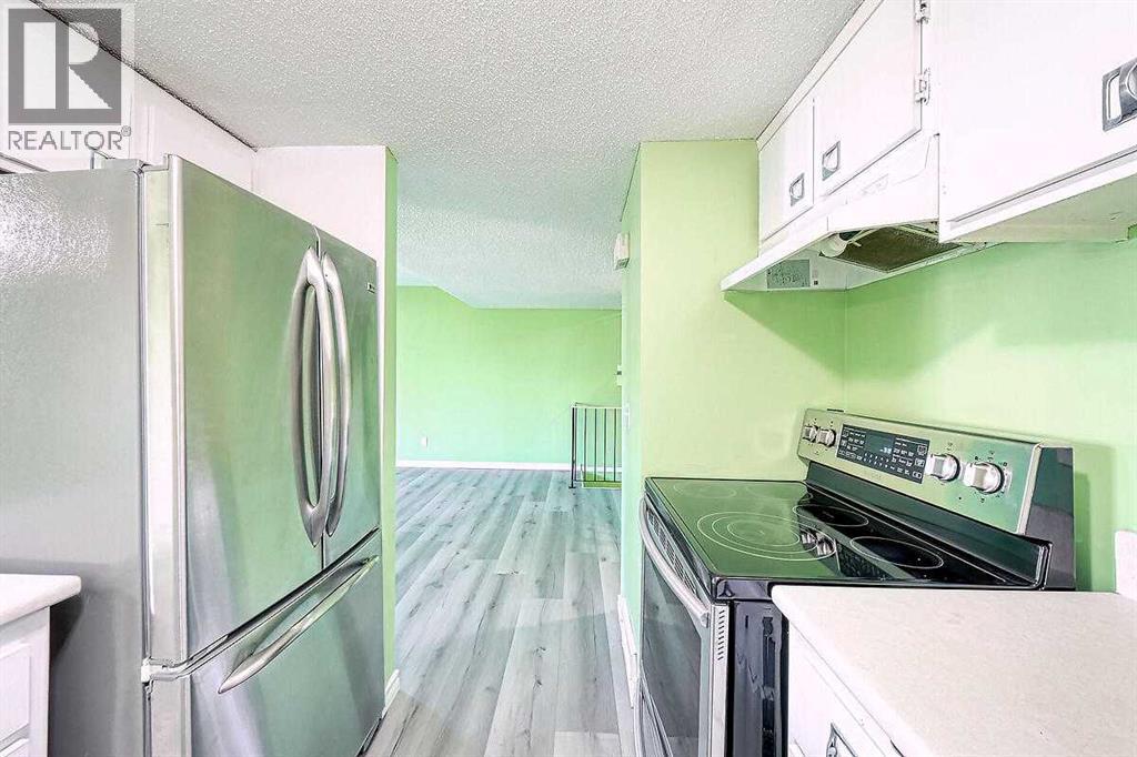 206, 2200 Woodview Drive Sw, Calgary, Alberta  T2W 3N6 - Photo 24 - A2253972