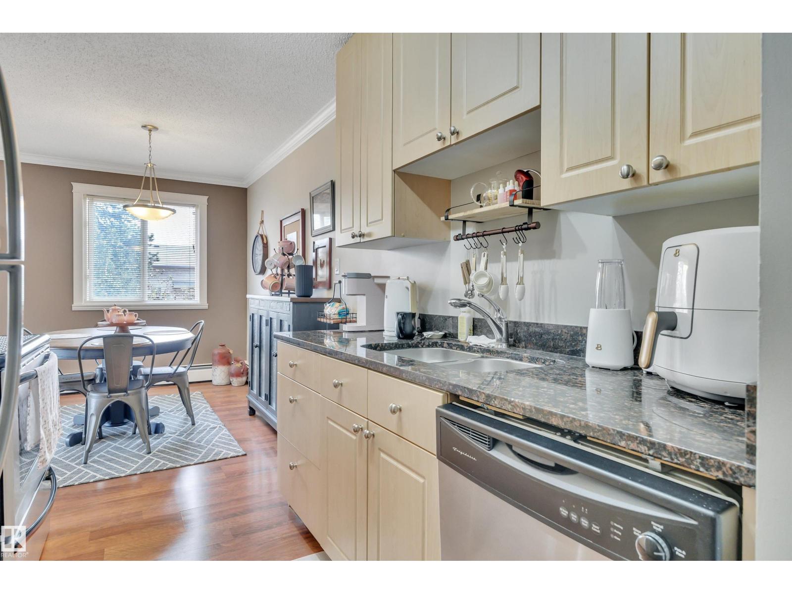 #109 10520 80 Av Nw, Edmonton, Alberta  T6E 1V3 - Photo 8 - E4456972