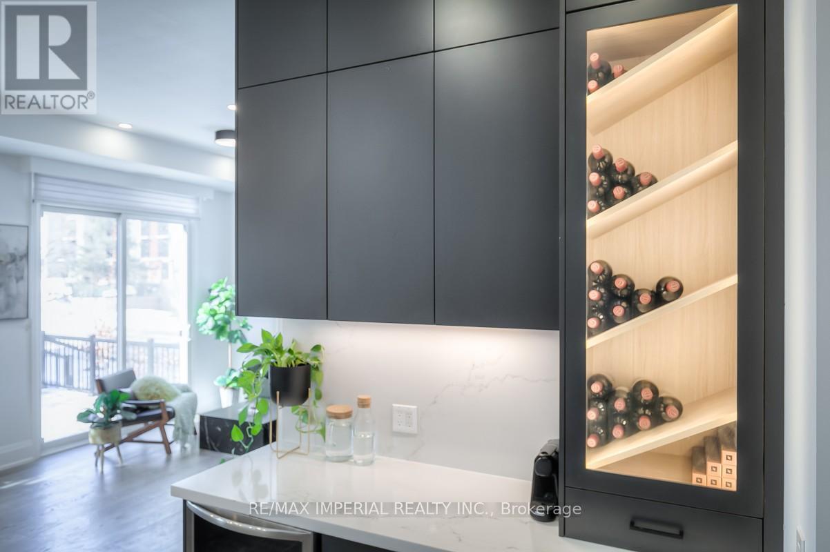 8 - 18 Greenbriar Road, Toronto, Ontario  M2K 0G7 - Photo 17 - C12393185