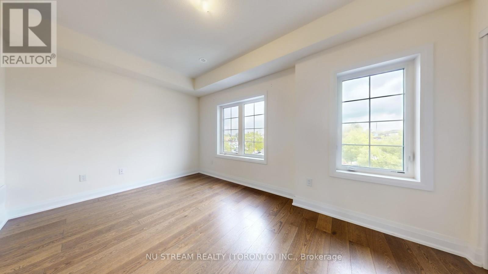 68 Clippers Crescent, Whitchurch-Stouffville, Ontario  L4A 4X7 - Photo 24 - N12393192