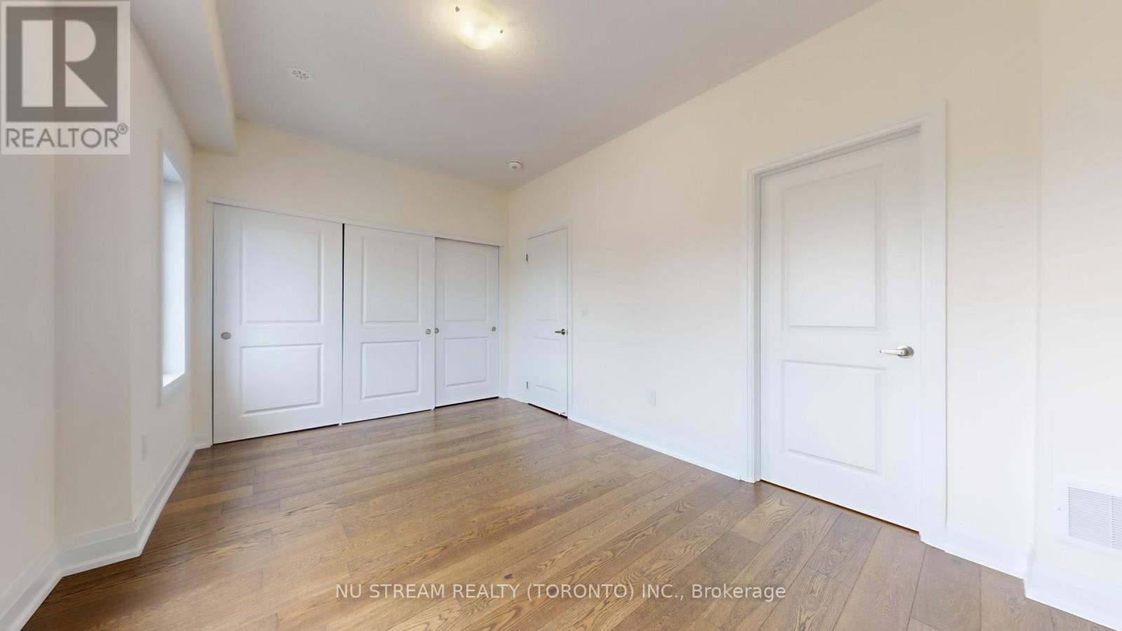 68 Clippers Crescent, Whitchurch-Stouffville, Ontario  L4A 4X7 - Photo 27 - N12393192