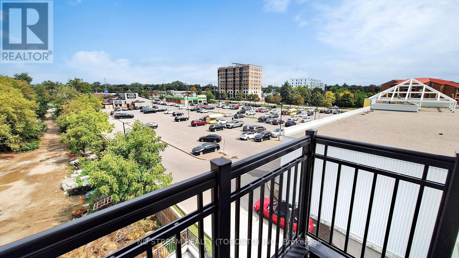 68 Clippers Crescent, Whitchurch-Stouffville, Ontario  L4A 4X7 - Photo 45 - N12393192