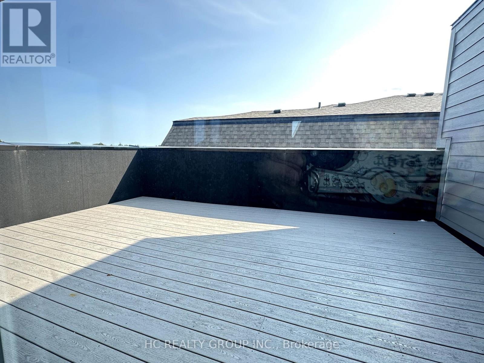3rd Fl - 79 Milky Way Drive, Richmond Hill, Ontario  L4C 4M8 - Photo 2 - N12393202