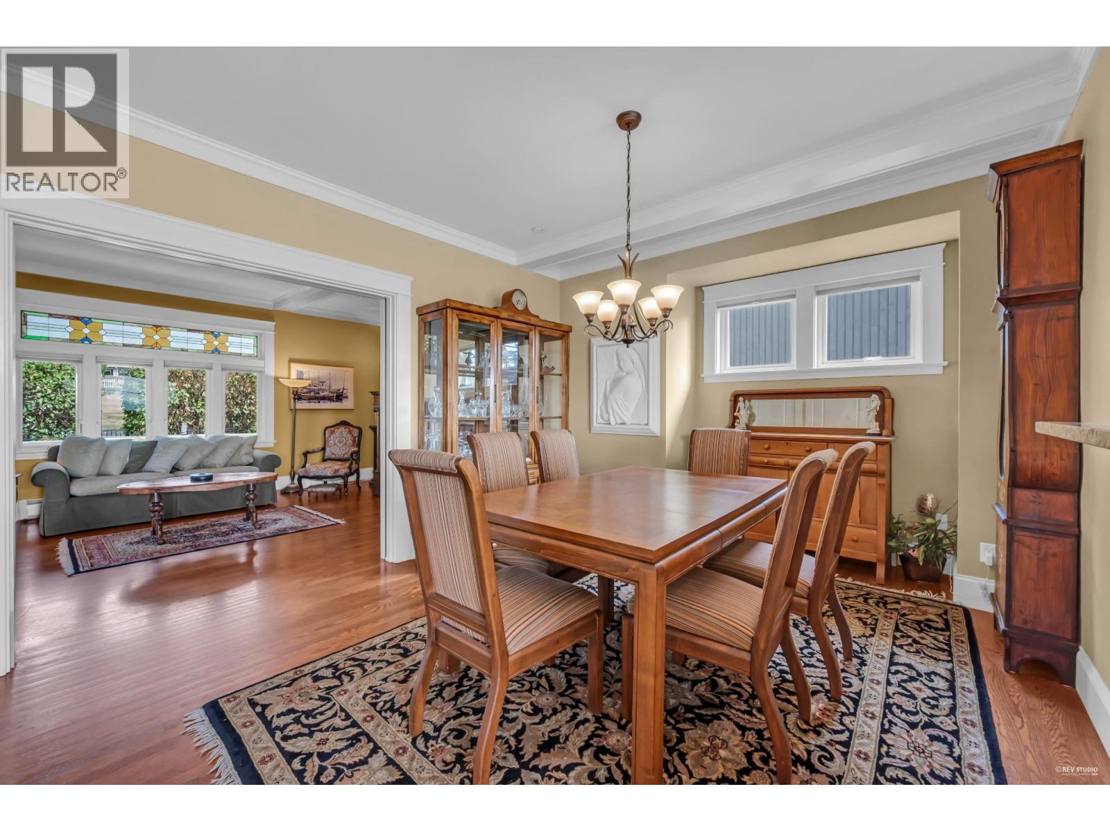 255 W 6th Street, North Vancouver, British Columbia  V7M 1K7 - Photo 8 - R3045176
