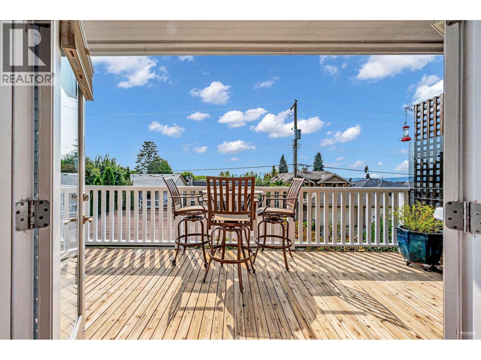 255 W 6th Street, North Vancouver, British Columbia  V7M 1K7 - Photo 18 - R3045176