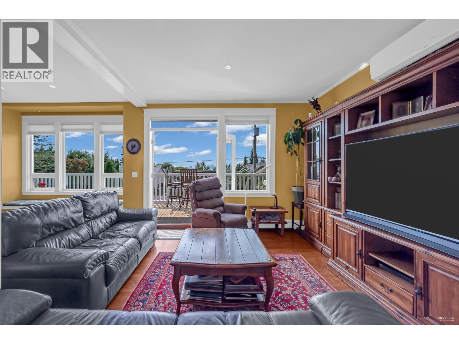 255 W 6th Street, North Vancouver, British Columbia  V7M 1K7 - Photo 14 - R3045176