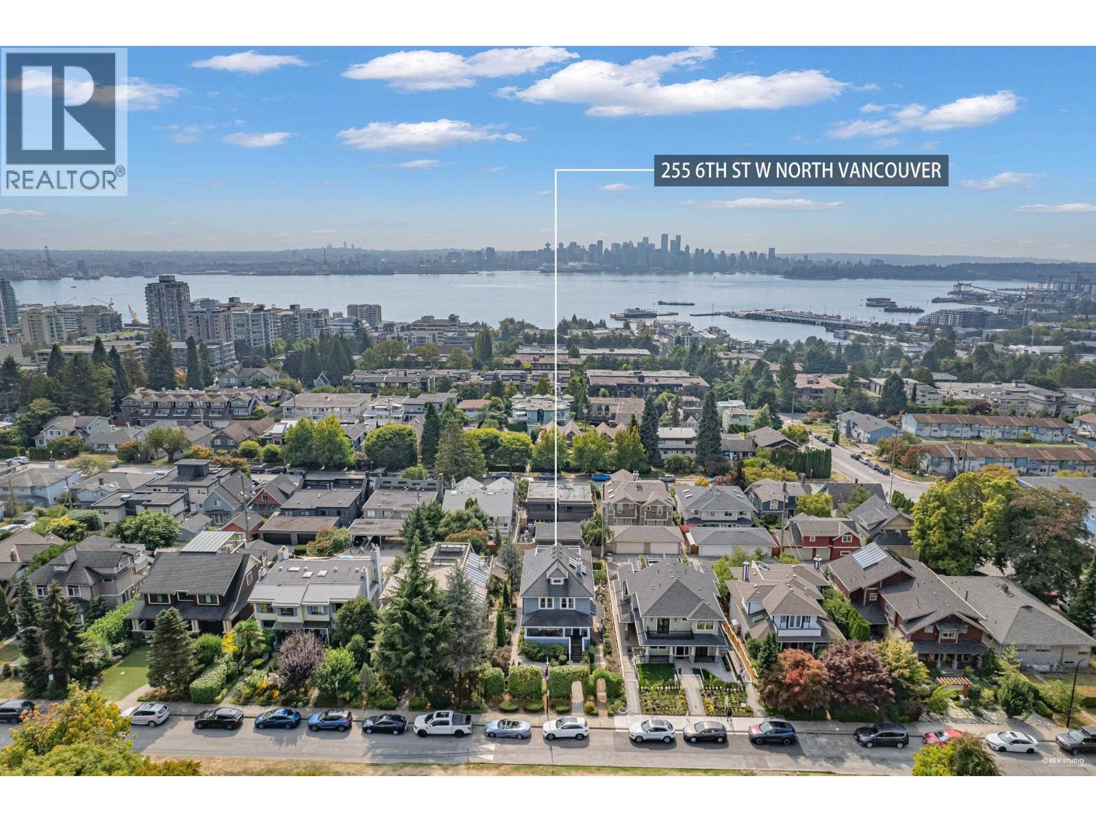 255 W 6th Street, North Vancouver, British Columbia  V7M 1K7 - Photo 37 - R3045176