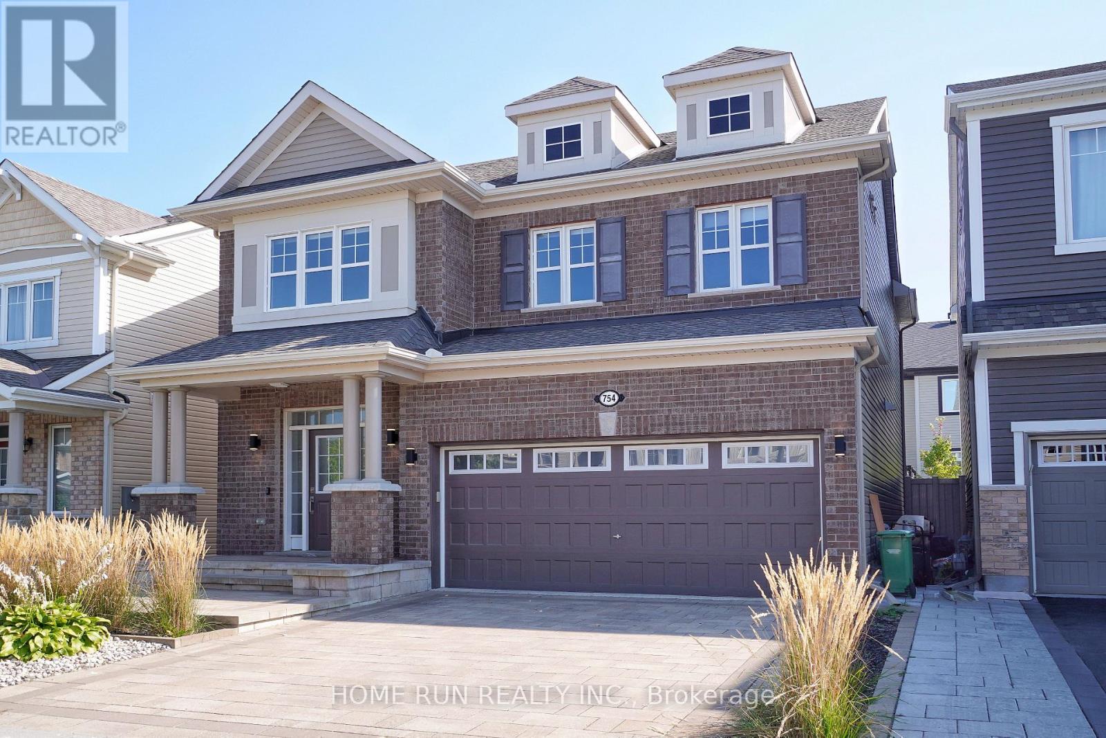 754 DEVARIO CRESCENT, Ottawa, Ontario