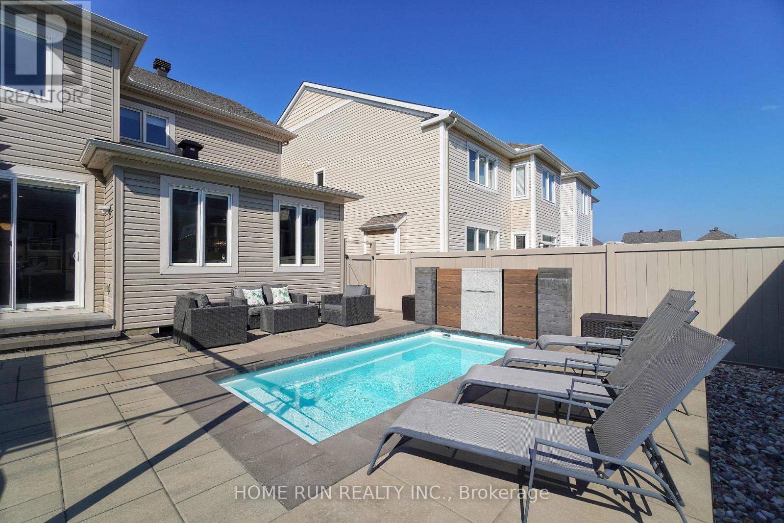 754 Devario Crescent, Ottawa, Ontario  K2J 6H3 - Photo 4 - X12393212