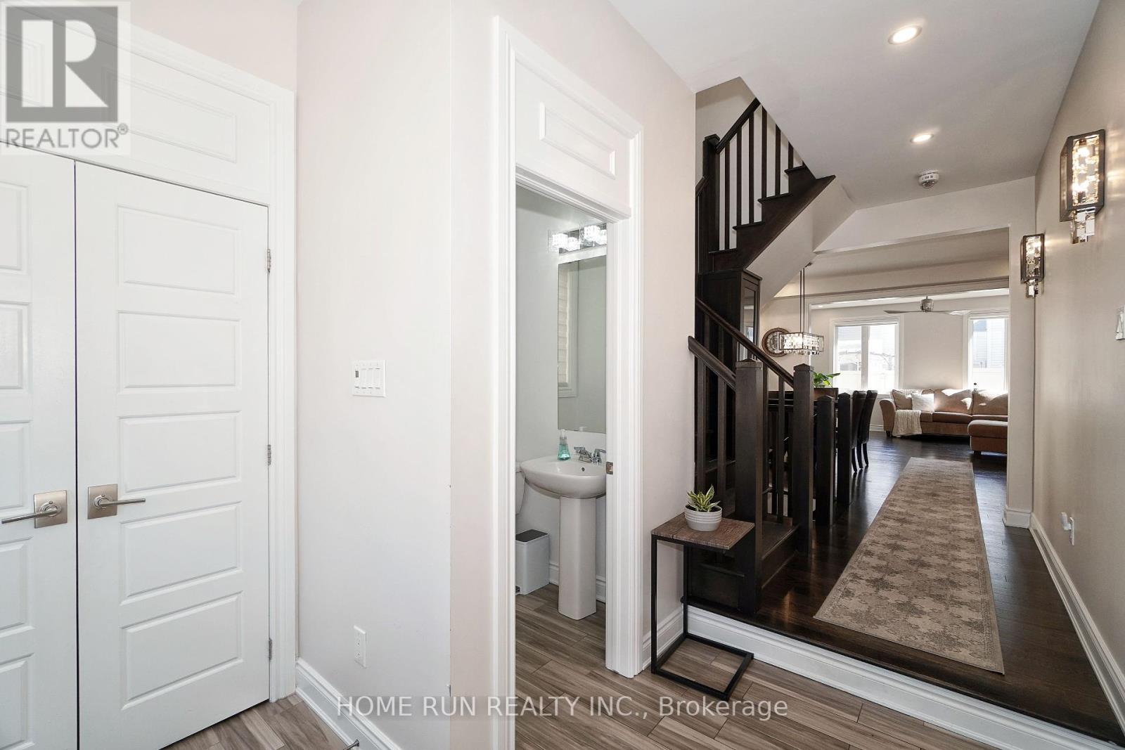 754 Devario Crescent, Ottawa, Ontario  K2J 6H3 - Photo 8 - X12393212