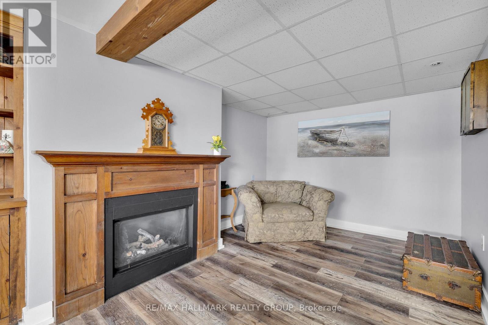 2 Armstrong Place, North Dundas, Ontario  K0C 1H0 - Photo 25 - X12393219