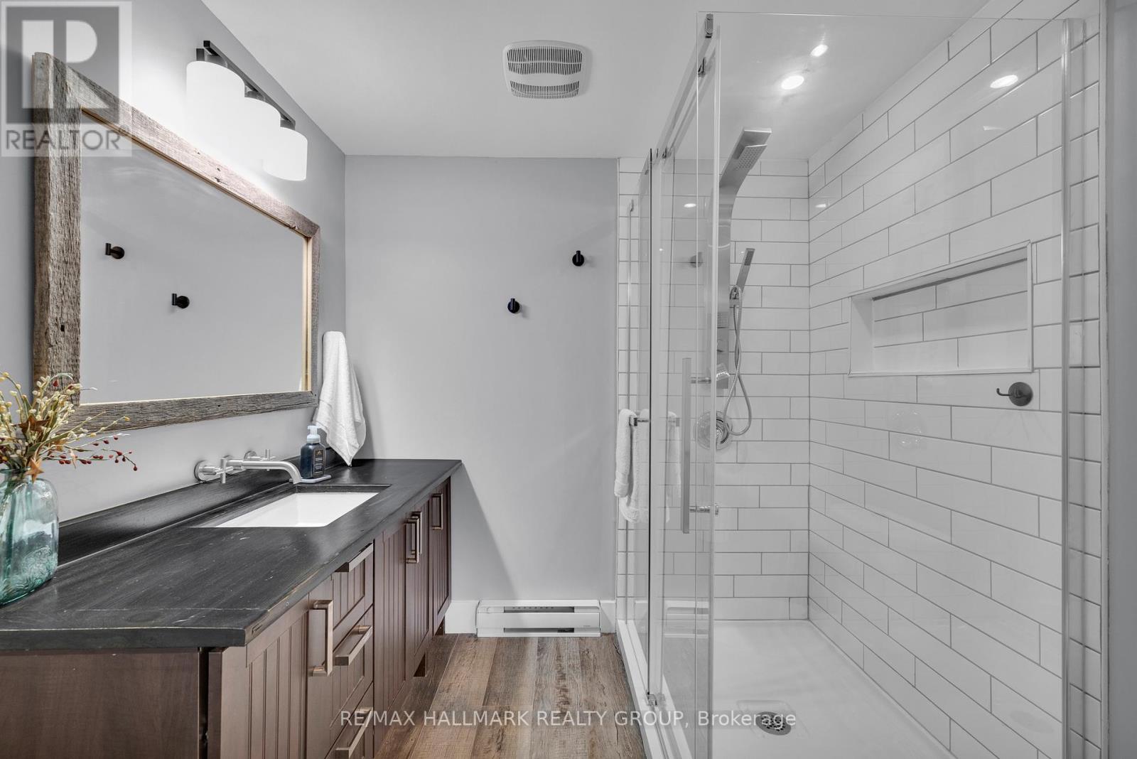 2 Armstrong Place, North Dundas, Ontario  K0C 1H0 - Photo 29 - X12393219