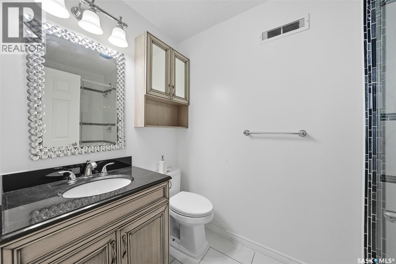 619 Kingsmere Boulevard, Saskatoon, Saskatchewan  S7J 4E7 - Photo 10 - SK017863