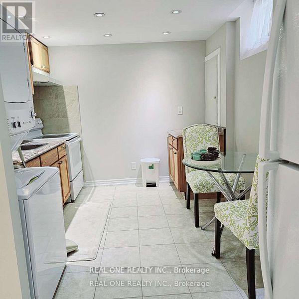 Bsmnt - 42 Seiffer Crescent, Richmond Hill, Ontario  L4E 0J1 - Photo 4 - N12393218