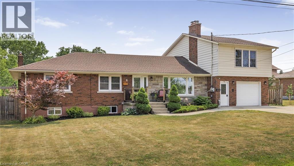 4 Cline Road, Grimsby, Ontario  L3M 4B9 - Photo 1 - 40753862