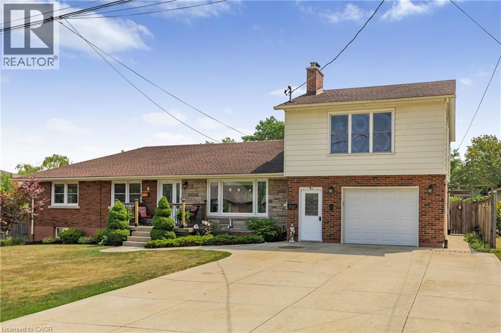 4 Cline Road, Grimsby, Ontario  L3M 4B9 - Photo 2 - 40753862