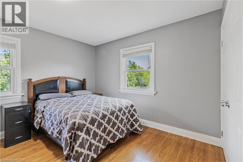 4 Cline Road, Grimsby, Ontario  L3M 4B9 - Photo 16 - 40753862