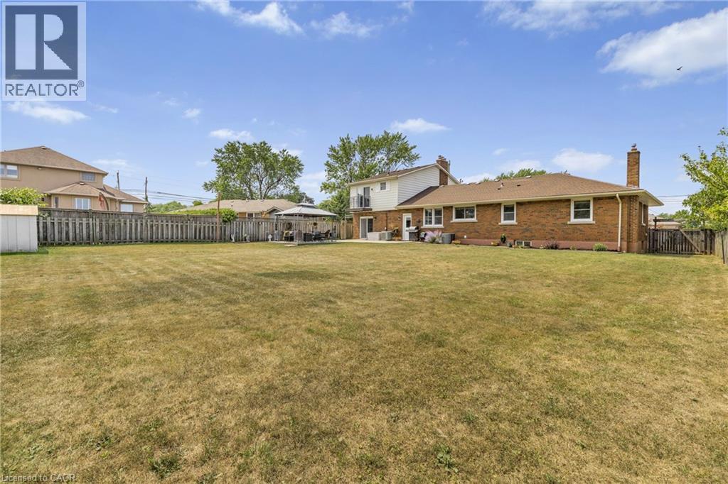 4 Cline Road, Grimsby, Ontario  L3M 4B9 - Photo 43 - 40753862