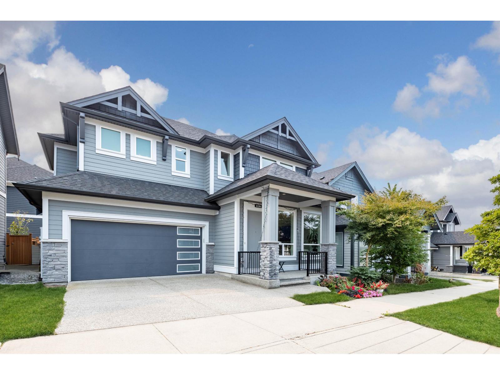 Property at 16586 21 AVENUE image 1