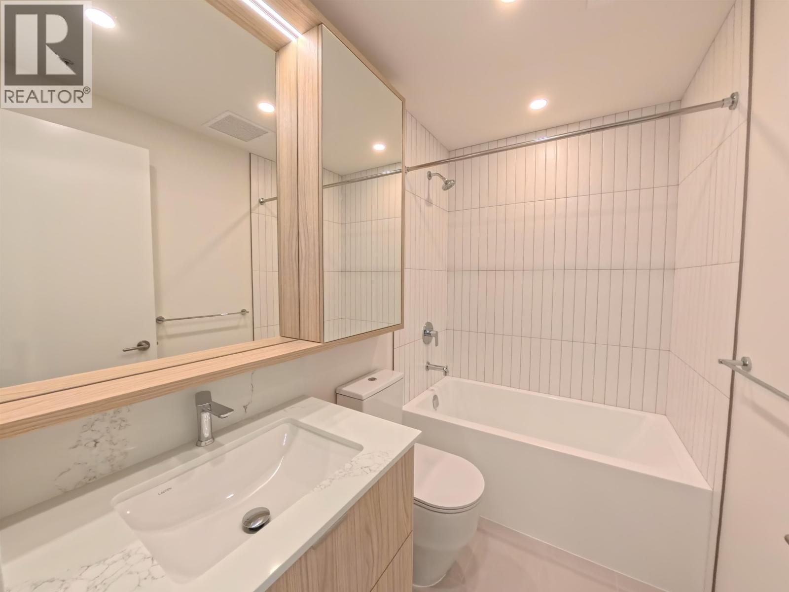 3204 537 Cottonwood Avenue, Coquitlam, British Columbia  V3J 0S4 - Photo 7 - R3043382