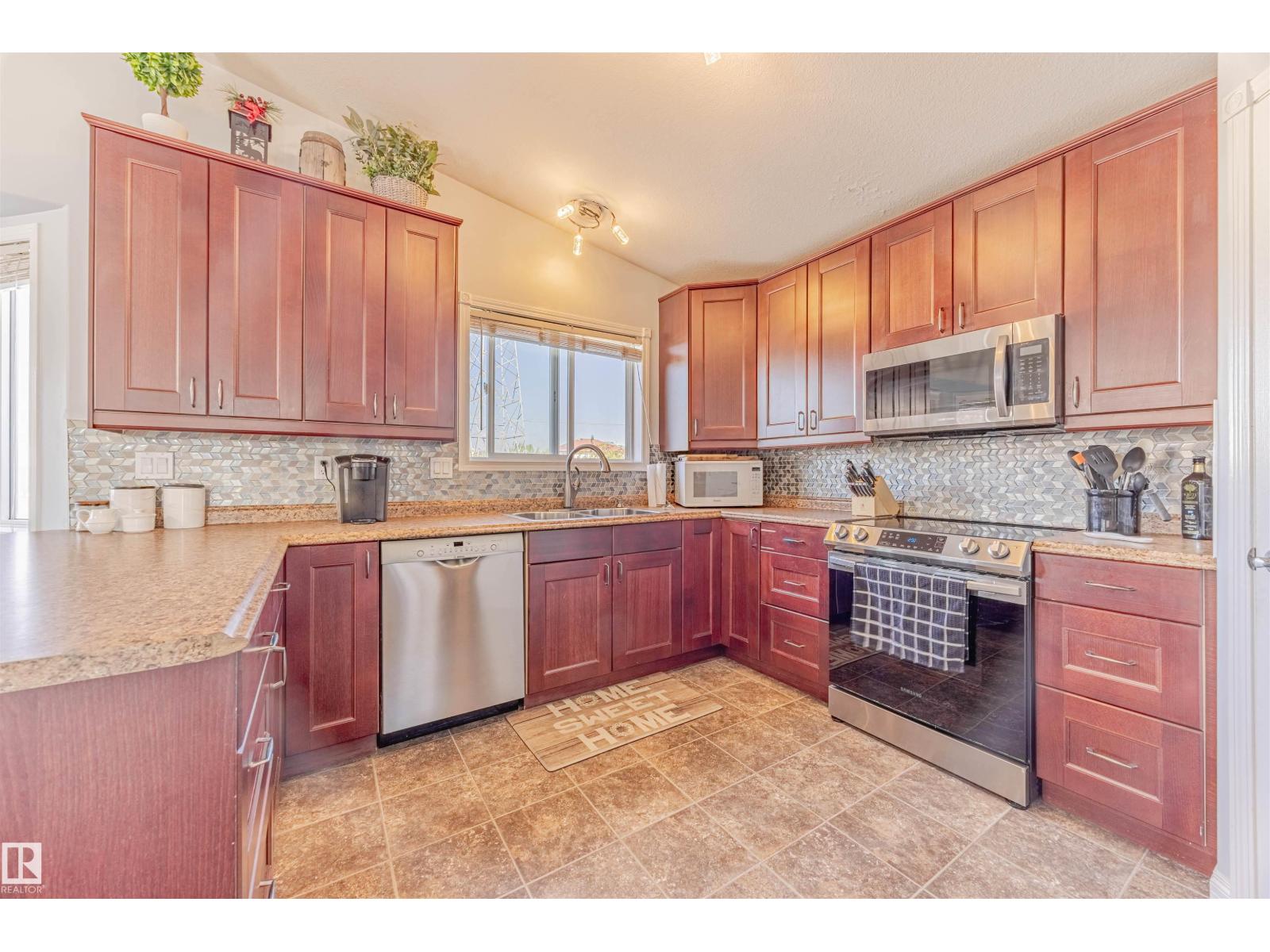 7808 163 Av Nw, Edmonton, Alberta  T5Z 3K8 - Photo 13 - E4456813