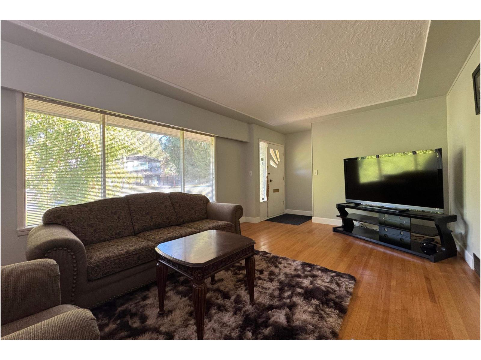 13654 Larner Road, Surrey, British Columbia  V3R 5K2 - Photo 4 - R3041086