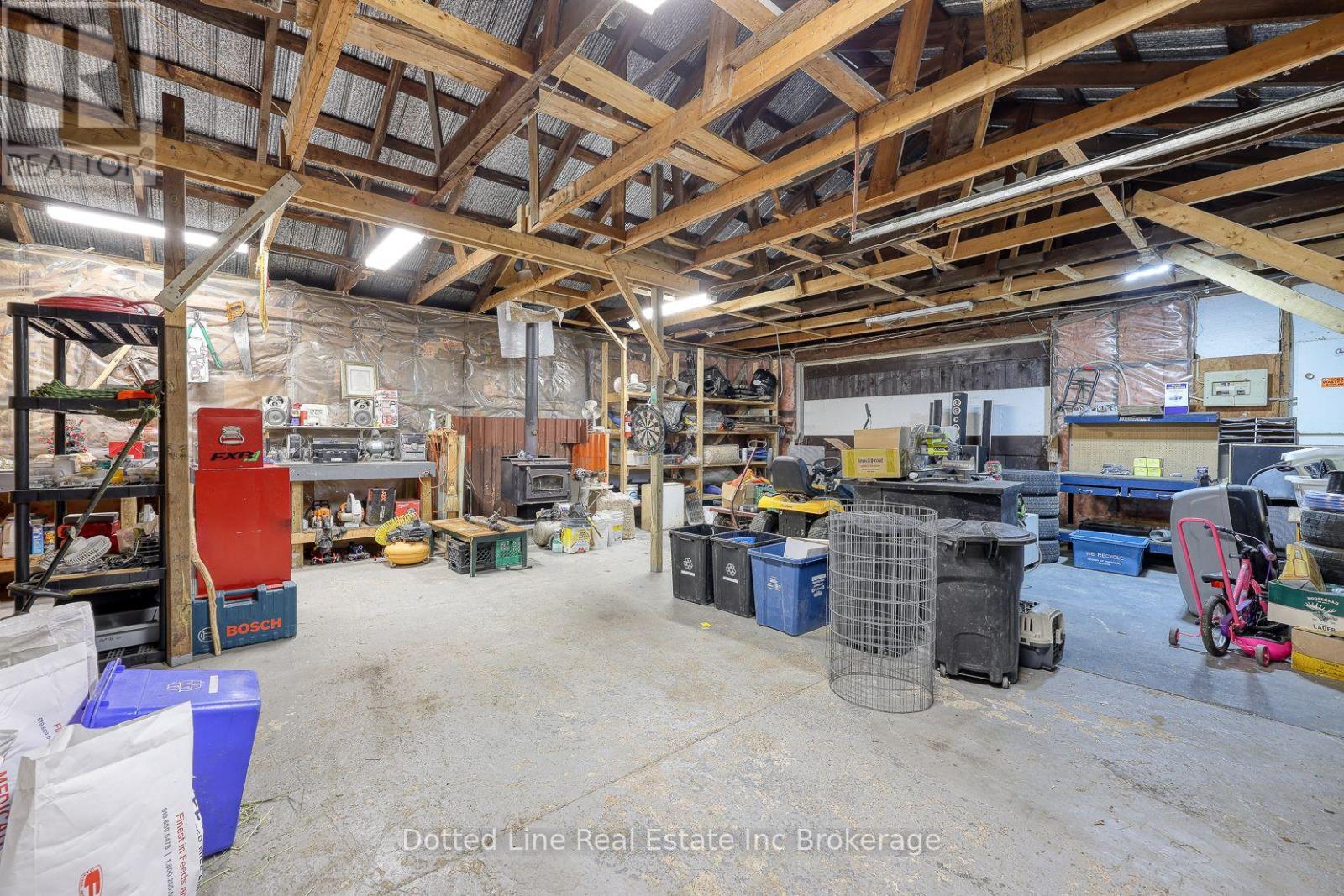 1424 Burford-Delhi Townline, Norfolk, Ontario  N0E 1R0 - Photo 43 - X12393269