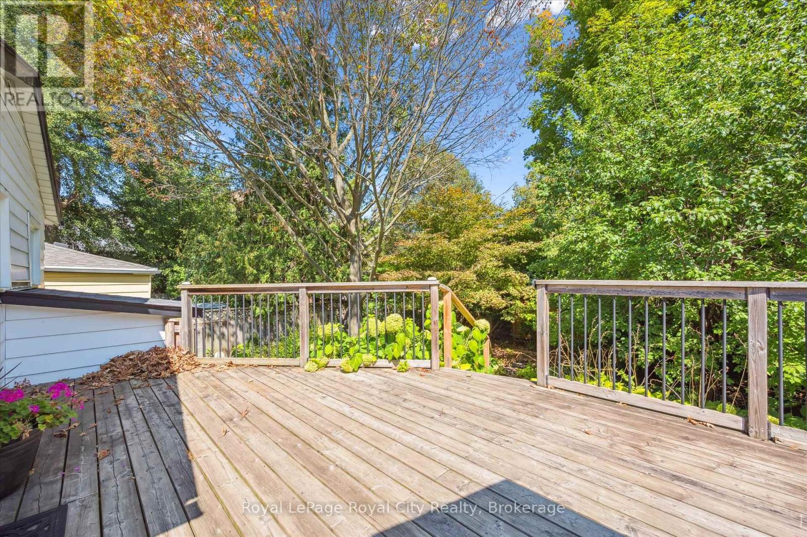 139 Dublin Street N, Guelph, Ontario  N1H 4N6 - Photo 23 - X12393271