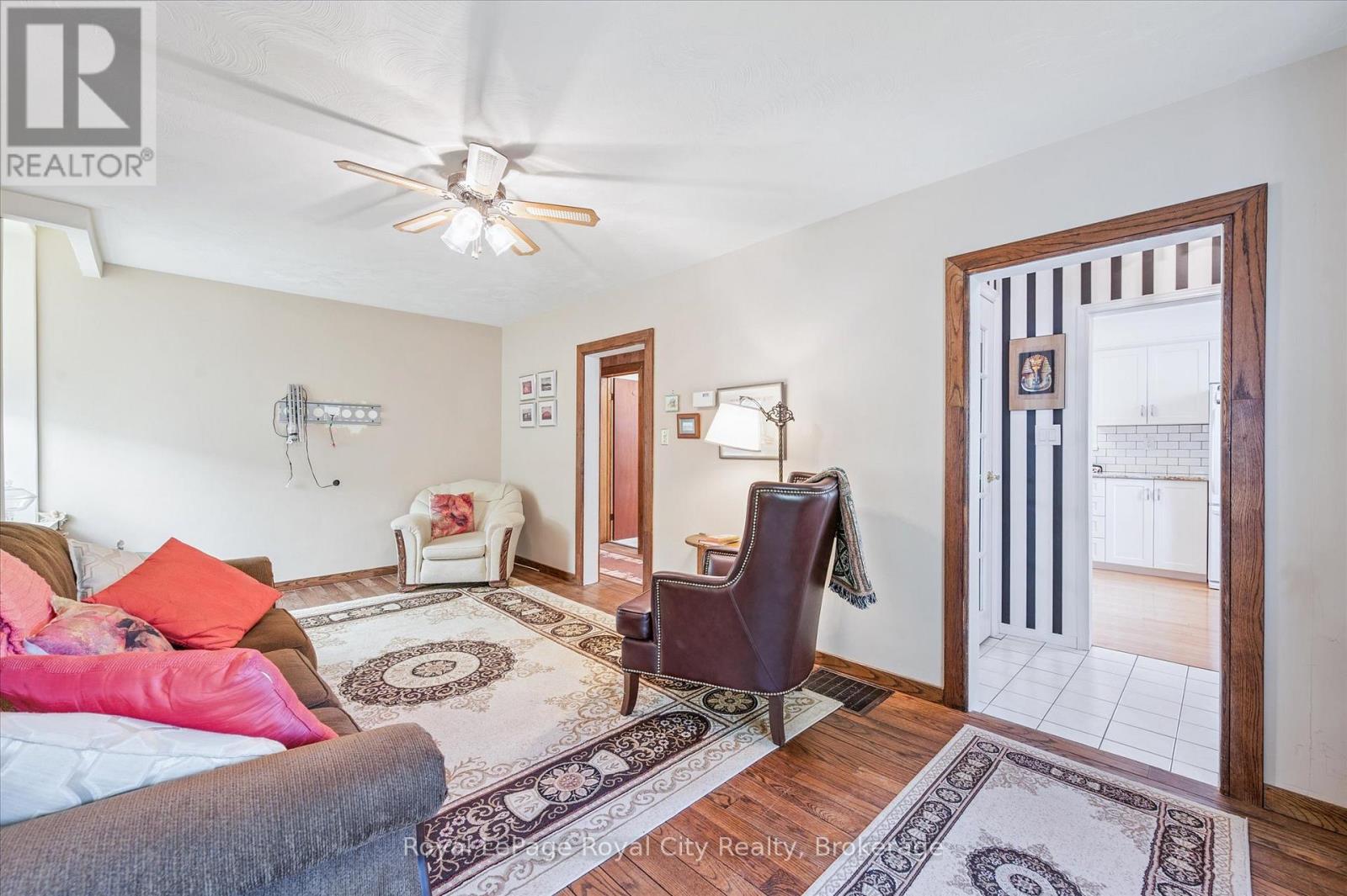139 Dublin Street N, Guelph, Ontario  N1H 4N6 - Photo 7 - X12393271