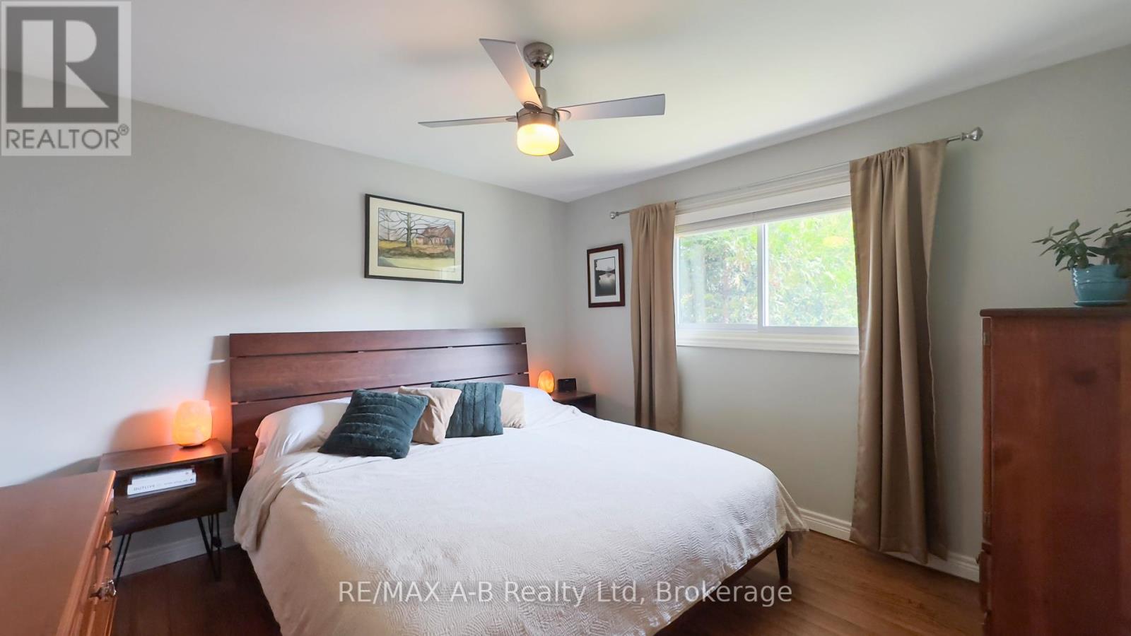 43 Widder Street W, St. Marys, Ontario  N4X 1A5 - Photo 12 - X12393273