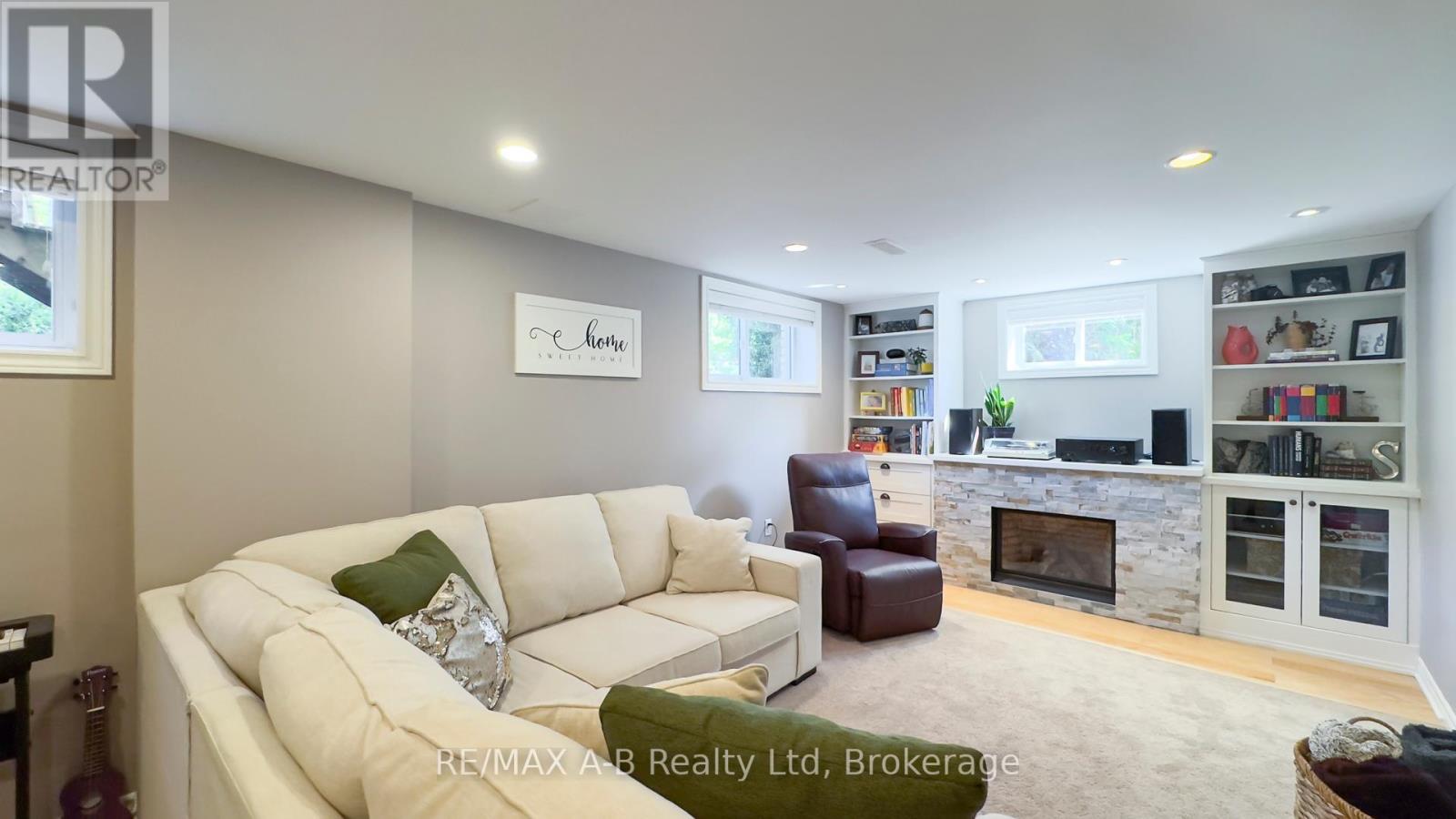 43 Widder Street W, St. Marys, Ontario  N4X 1A5 - Photo 18 - X12393273