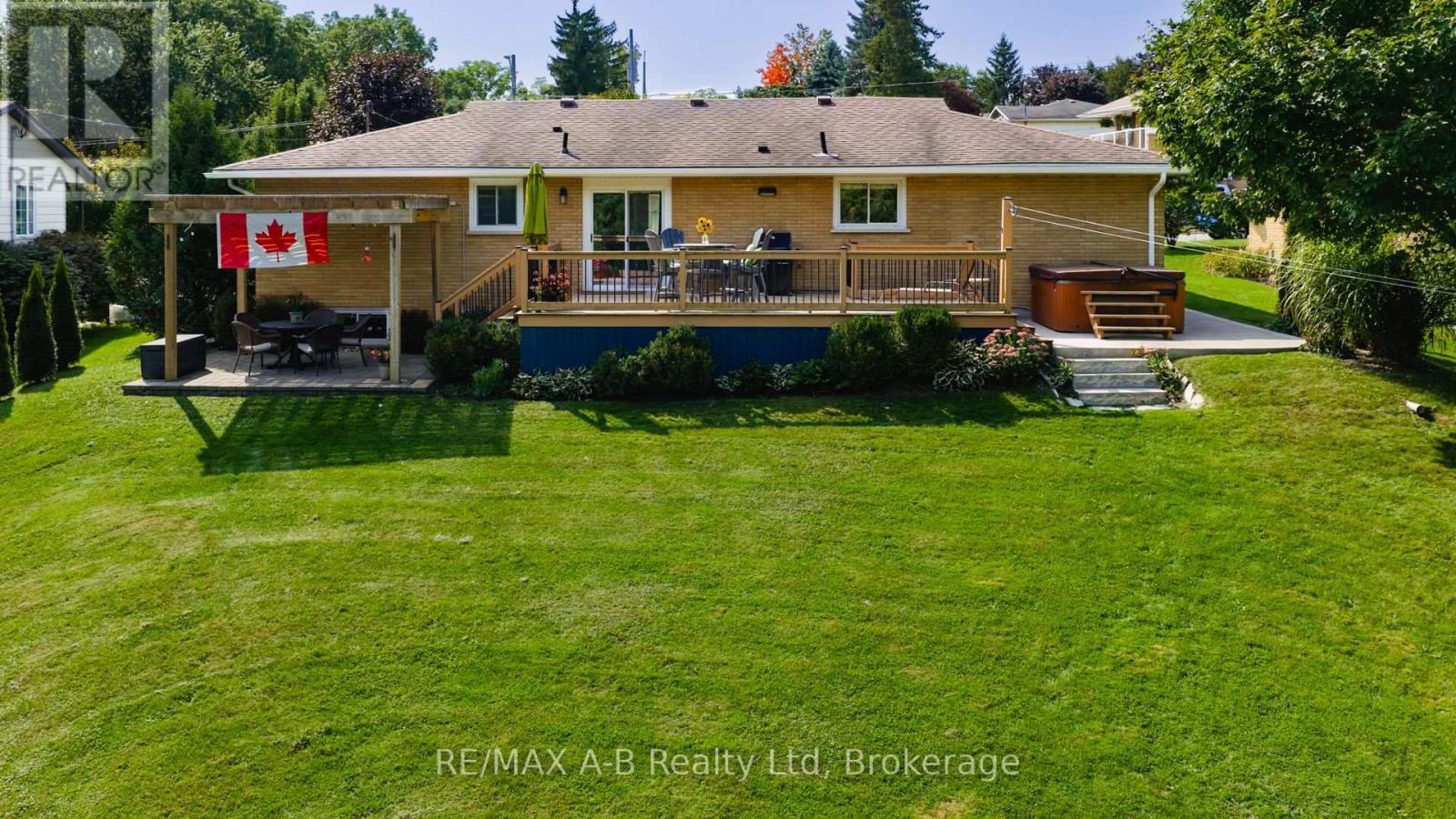 43 Widder Street W, St. Marys, Ontario  N4X 1A5 - Photo 34 - X12393273