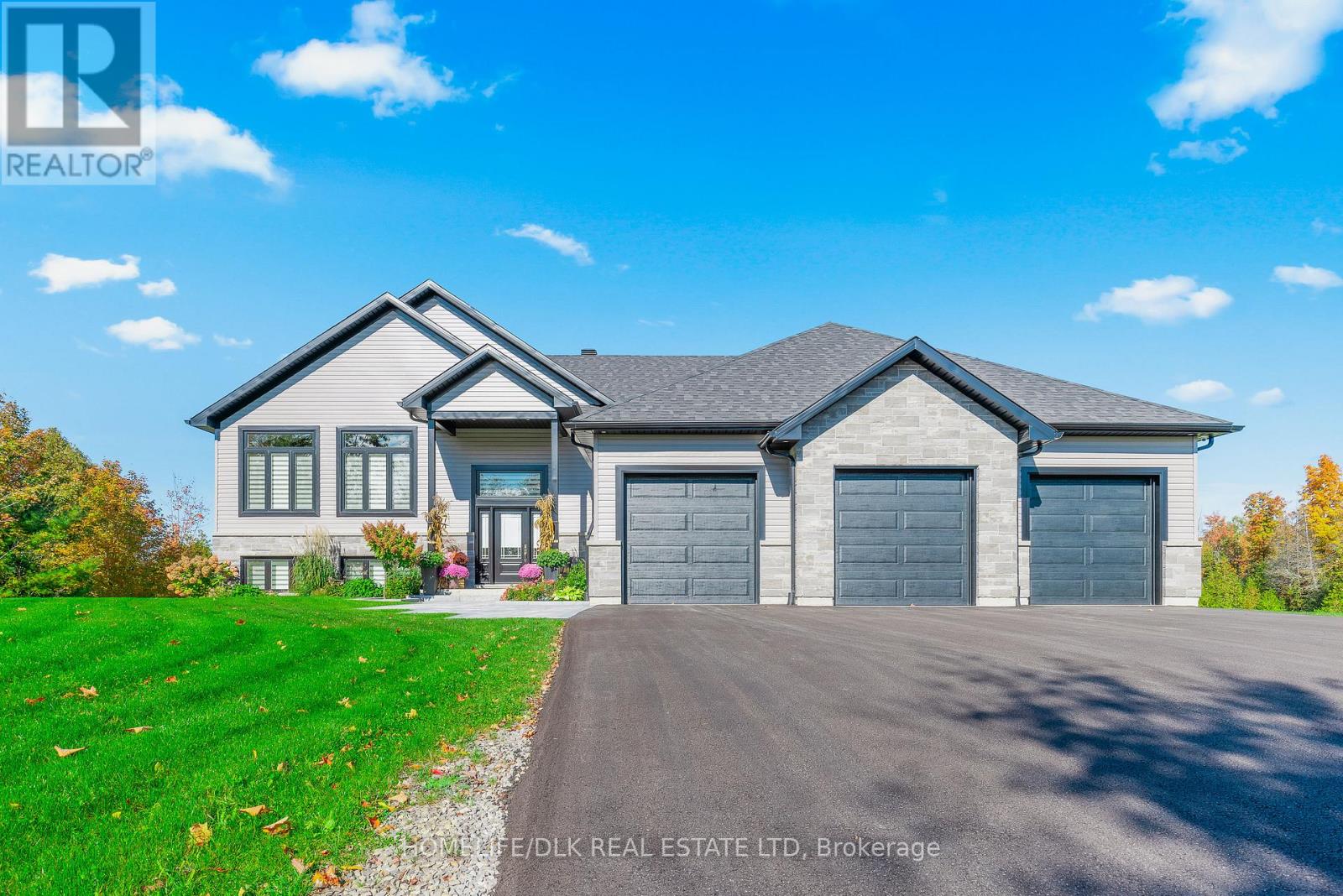138 BRISTOW DRIVE, Montague, Ontario