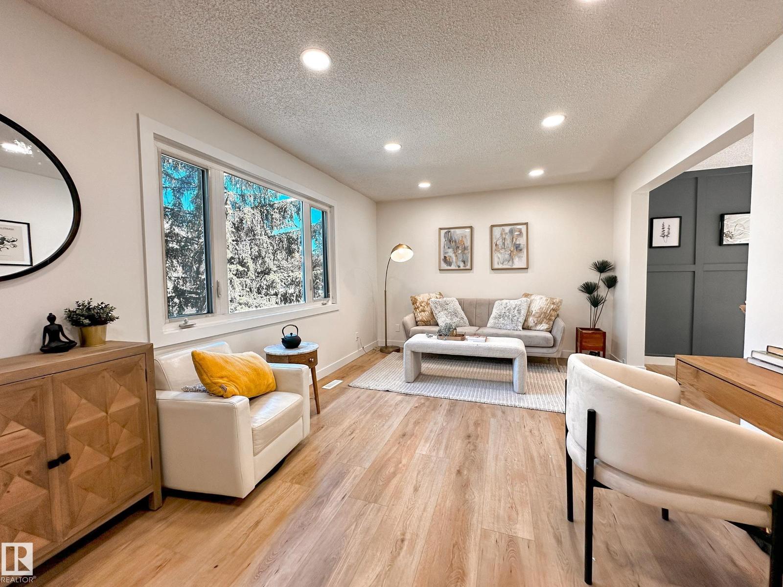 6J CALLINGWOOD CO NW, Edmonton, Alberta